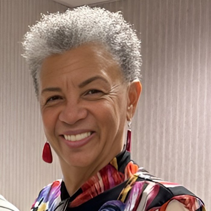 Roxann Redd-Wallace